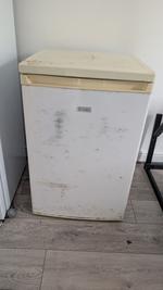 Mini fridge thumbnail